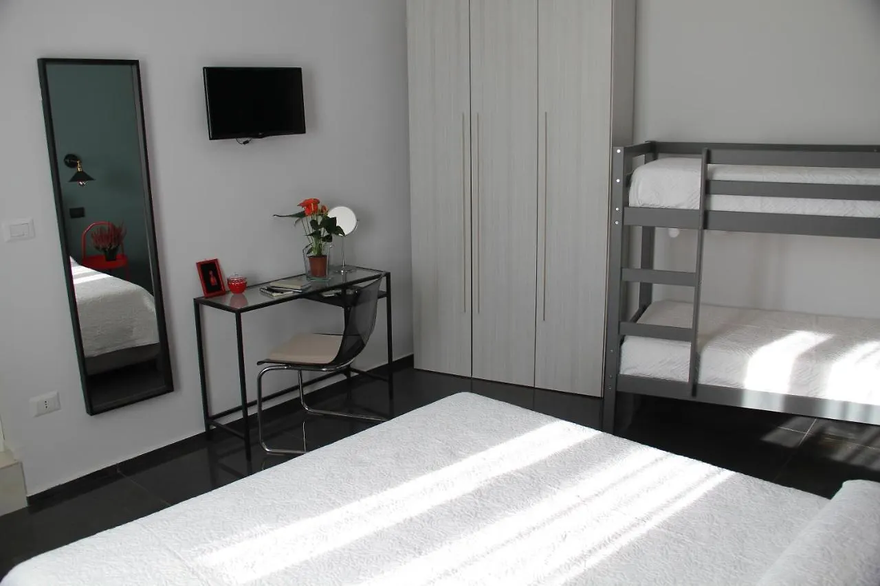 Casa Franzese Bed & Breakfast Naples