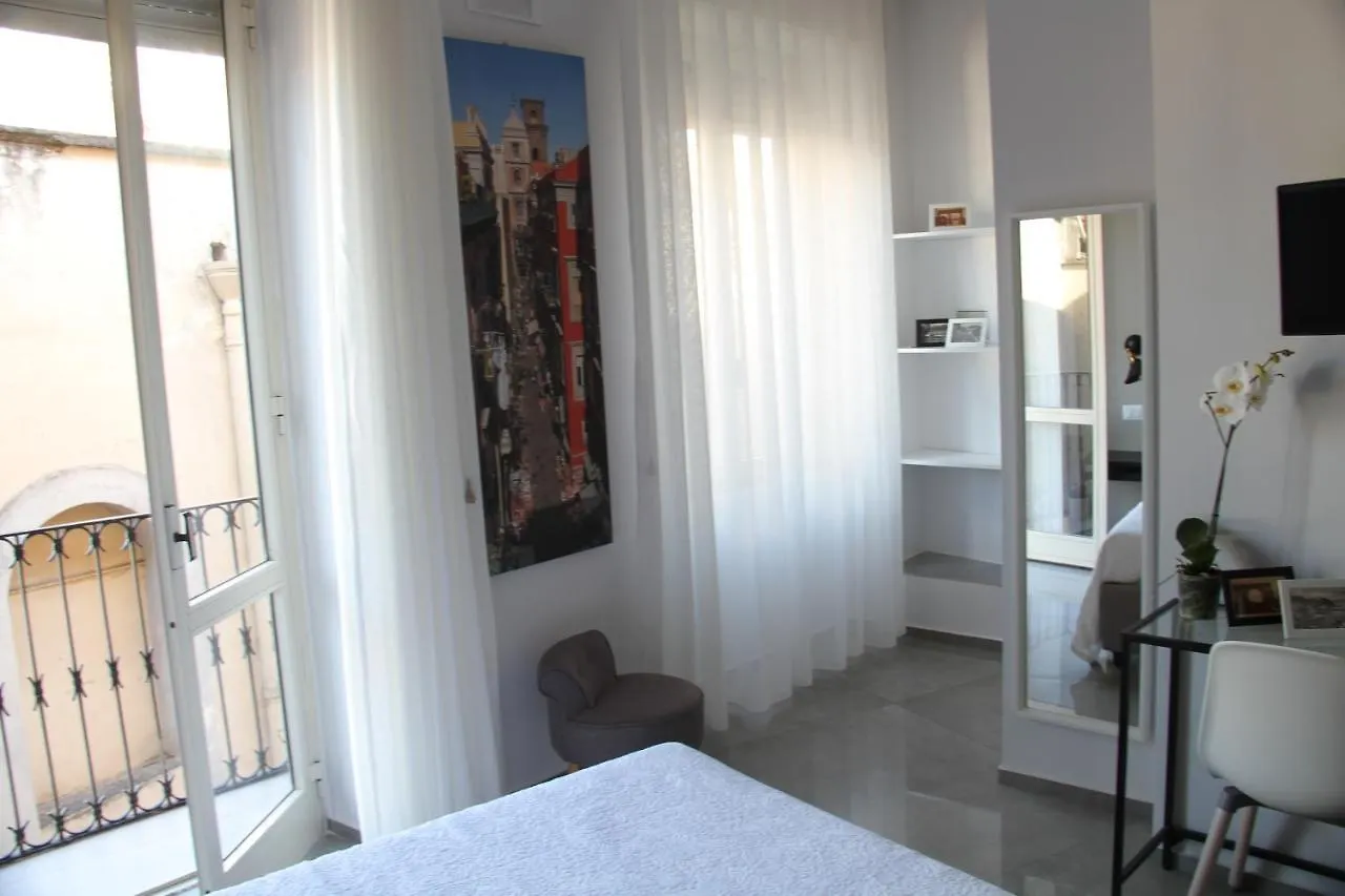 Casa Franzese Bed & Breakfast Naples Italy